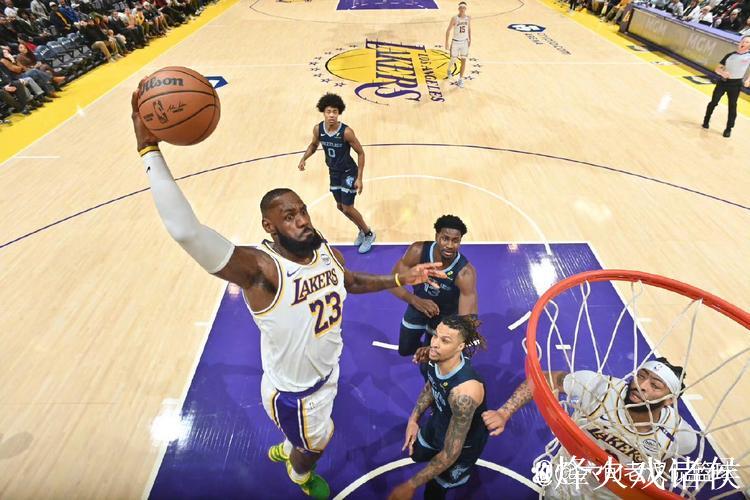 浓眉狂砍40+16詹姆斯送18+8+8 湖人终结灰熊4连胜 浓眉狂砍40+16詹姆斯送18+8+8 湖人终结灰熊4连胜