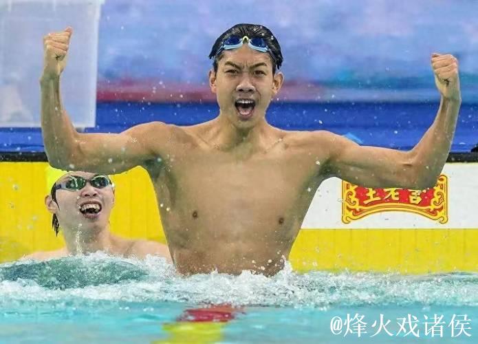 全运会游泳男子400米自由泳决赛 张展硕夺冠 全运会游泳男子400米自由泳决赛 张展硕夺冠